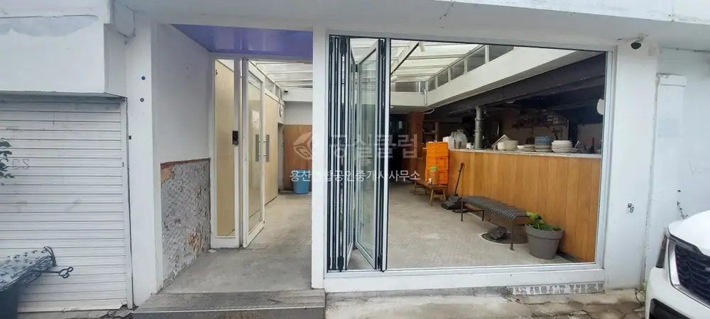 한강로3가 상가 월세 44.9평 1억 / 640만