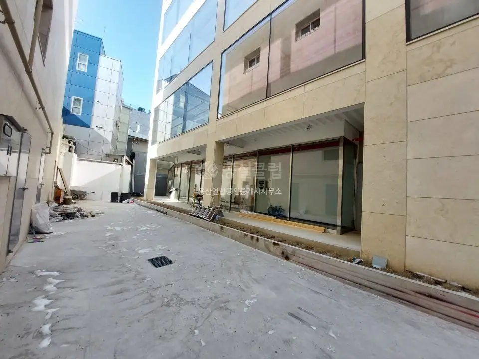 이태원동 상가 월세 36.1평 2억 / 1,250만