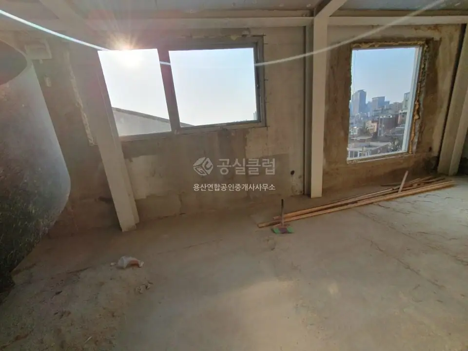 후암동 상가 월세 13.6평 3,000만 / 210만