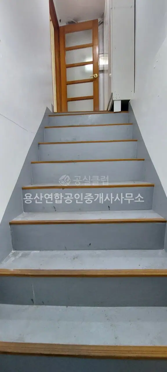 원효로4가 상가 월세 7.5평 1,000만 / 100만